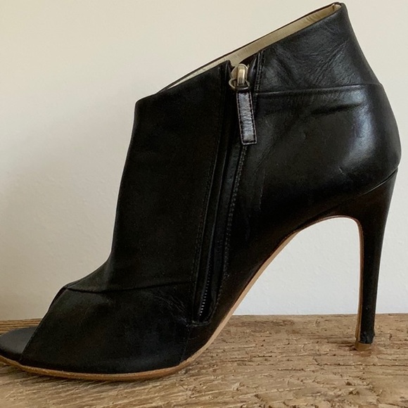 Rupert Sanderson Black Heeled open toe Bootie. - Picture 2 of 8